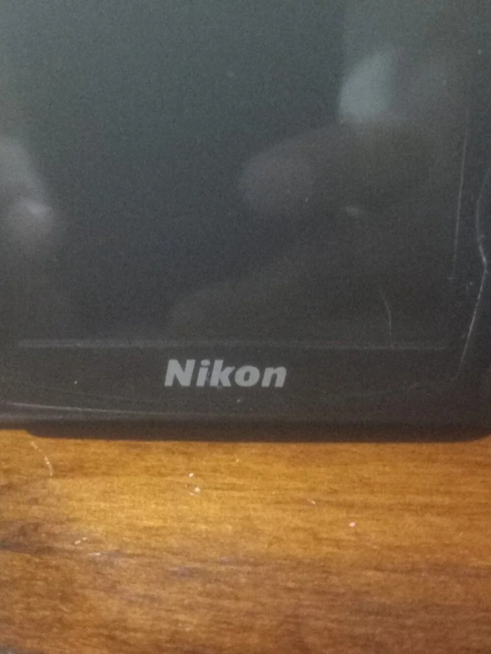 Nikon D40 6.1MP DSLR Camera Kit/AF-S DX 55-200mm Lens For Parts Only